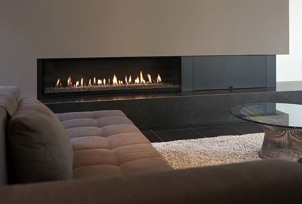 cheminée insert coloris noir maison contemporaine